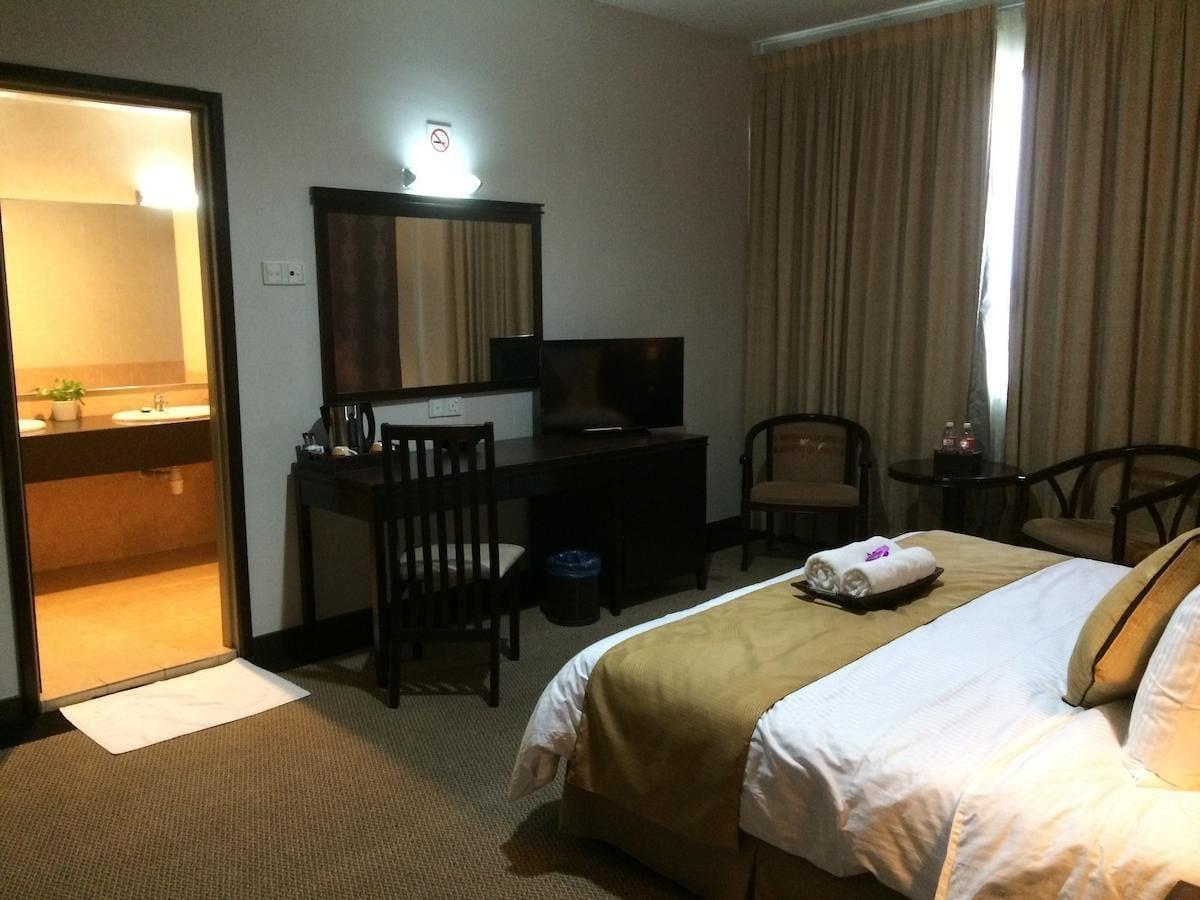 Carlton Hotel Shah Alam Exterior foto